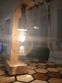 Ručně vyráběná stolní lampička - 3