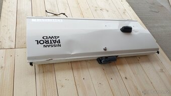 Nissan Patrol – Dveře výklopné bílé K160 5 tis - 3