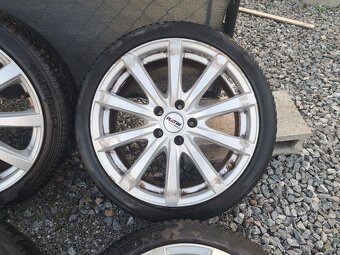 18'' Alu kola platin = 5x112 + zimní pneu 225/40 - 3