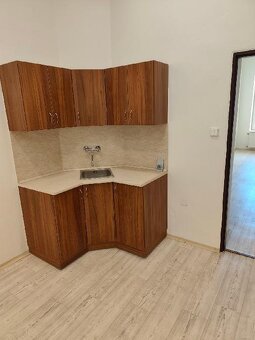 Pronájem kanceláře Krnovská 7 Opava - 3