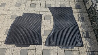 AUDI A4 ORIGO KOBERCE GUMOVE - 3