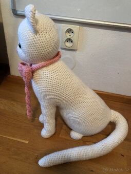 Háčkovaná maxi kočka - 3