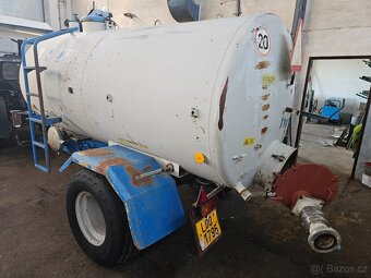 traktorový fekál MEPROZET 4,3 m3 - 3