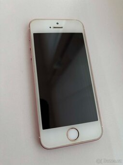 Apple iPhone SE 2016 - 3