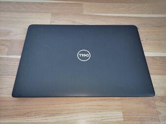 Čtyřjádrový notebook Dell Latitude 3500 - 3