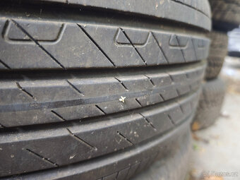 Goodyear Efficientgrip Performance 2 215/50/18 zánovní 7.5mm - 3
