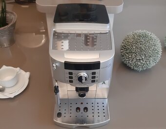 Kávovar Delonghi ECAM 22.110 Magnifica S - 3