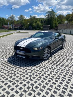 Ford Mustang - 3