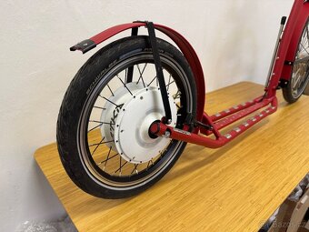 Elektrická koloběžka Kostka e-Hill Max (e1212) – skvělý stav - 3