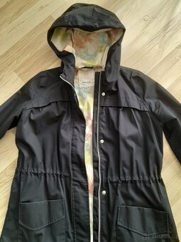 Nádherná jarní parka/bunda vel. 38 - 3