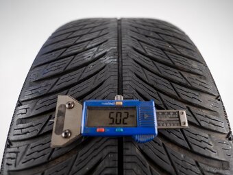 Ford Kuga - 17" alu kola - Zimní pneu - 3