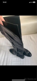 Krásné černé celé kožené kozačky - 3