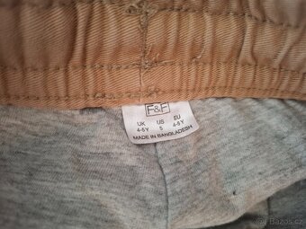 2x Dětské kalhoty 4-5 let - 3