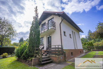 Ráj klidu a přírody: rovinatý pozemek s rekreačním objektem - 3