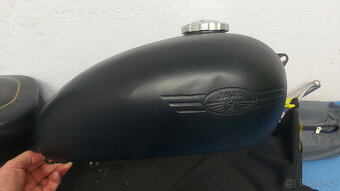 JAWA 250/350 Nádrž - 3