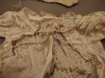 Starožitná křtící souprava - 3