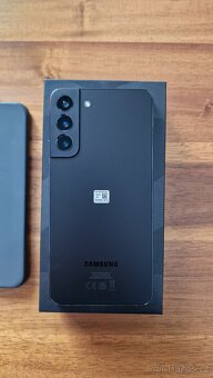 Samsung Galaxy S22+ 256gb černý - 3