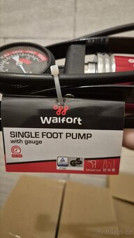 Nožní pumpa s manometrem - 3