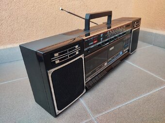 PORTABLE STEREO COMPONENT SYSTEM SHARP WF-340E(BK). - 3