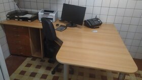 Kancelářský nabytek - 3