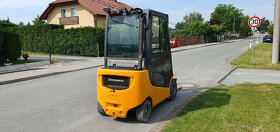 Vysokozdvižný vozík JUNGHEINRICH DFG 320 rok 2008 - 3