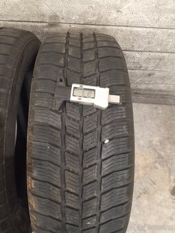 Zimní 185/60 r15 - 3