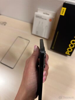 Poco X5 Pro 5G 8GB/256GB černá, kryt, sklo, nový adaptér 67W - 3
