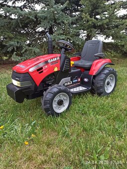 Peg Perego Traktor 12V s příslušenstvím. - 3