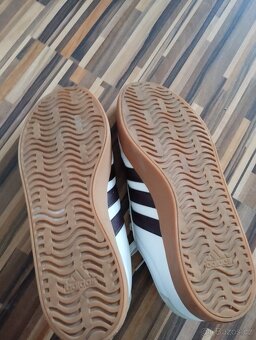 ADIDAS Vl Court 3.0 vel. 46 2/3 téměř nové - 3