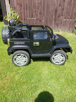 Elektronické auto jeep - 3