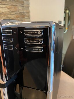 KÁVOVAR PHILIPS EP5330 - 3