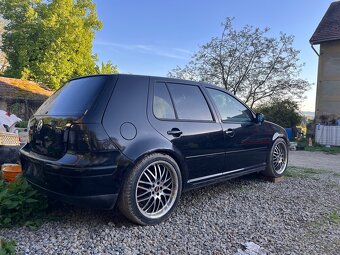 Golf IV GTI 1,8T 110 kw - 3