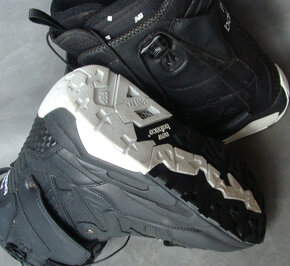 Boty na snowboard NEW BALANCE BLK WHT vel. 42 - 3