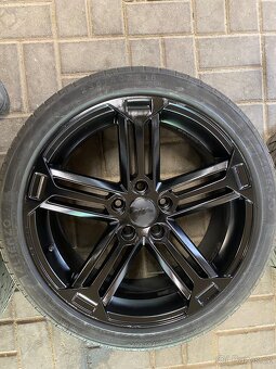 Alu kola Audi 18 235 40 18 letni - 3