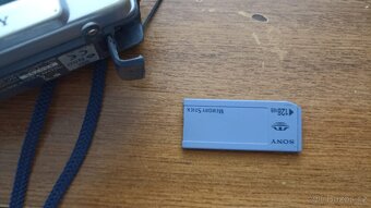 SONY DSC-P30 - 3
