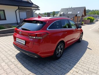 Hyundai i30,2021,1.5DPi,1.maj,ČR,serv.k,FullLED,záruk,45tkm - 3