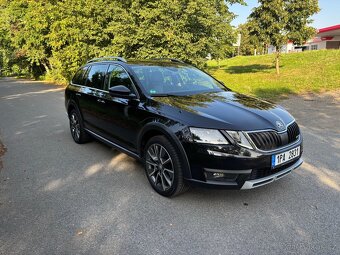 ŠKODA OCTAVIA 3 SCOUT - 3