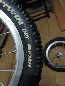 Drátěná kola 12 palců super stav. - 3