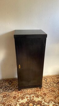 Malá skříňka - 3