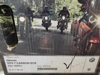 Přilba BMW 7 karbon Spektrum (vel. 58/59 ECE) - 3