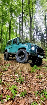 Defender 90 2.5TD veteránské SPZ - 3