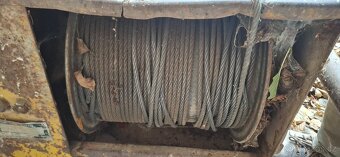 Vrátek stavebni - 3