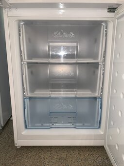 Lednice BEKO CSA29025 - 3