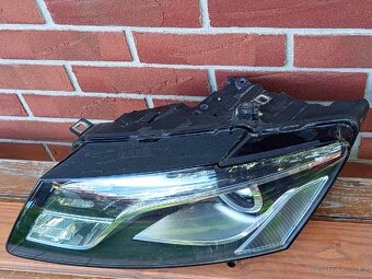 Levé xenon/ led světlo Audi Q5 8R0941003D - 3