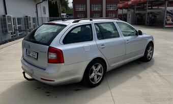 Octavia 2.0 tdi 103kw DSG 2010 327 T.km - 3