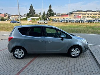 Opel Meriva 1.4i 74kW 1 Majitel Webasto - 3