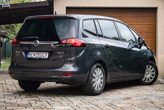 Opel Zafira Tourer 1.6 CDTI Ecotec Manual 7-miestne - 3
