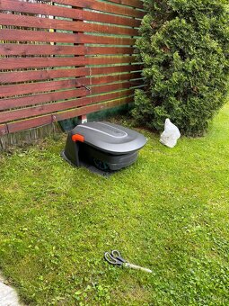 ROBOTICKÁ SEKAČKA GARDENA SÍLENO - 3