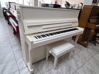 Bílý Petrof mod. 120 - S1 r.v 2006 se zárukou. PRODÁNO - 3