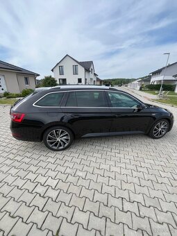 Škoda Superb 3, 205kw benzín 4x4 - 3
